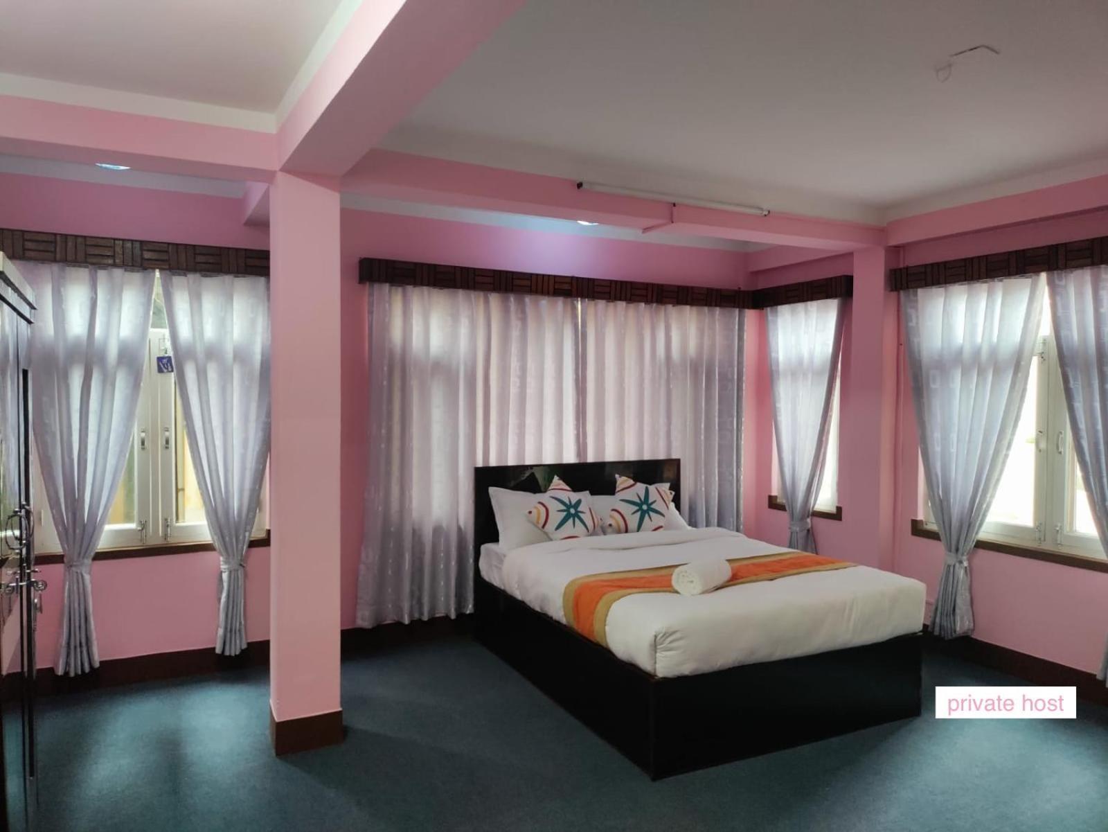 Andrew Home Kathmandu Bagian luar foto
