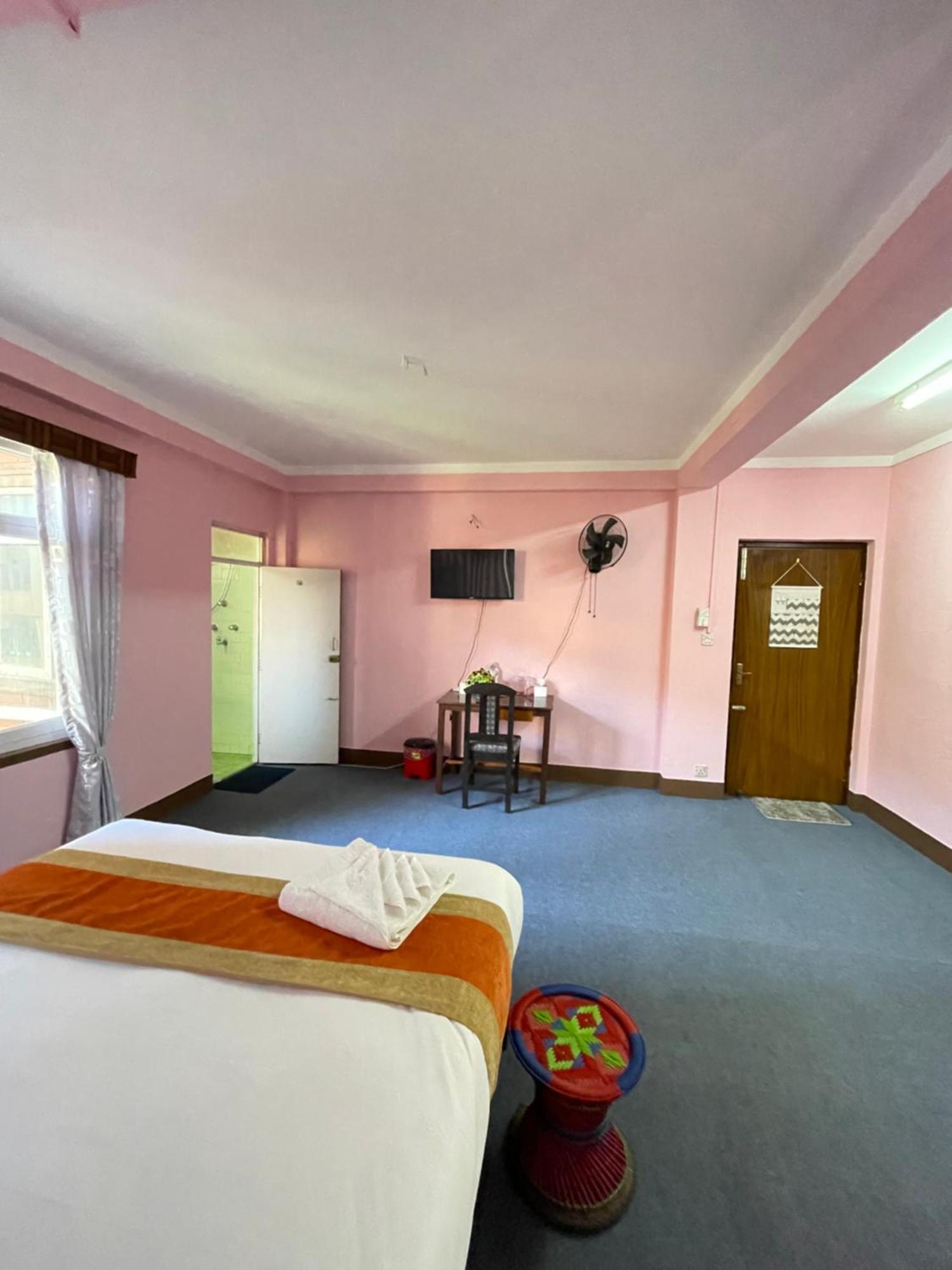 Andrew Home Kathmandu Bagian luar foto